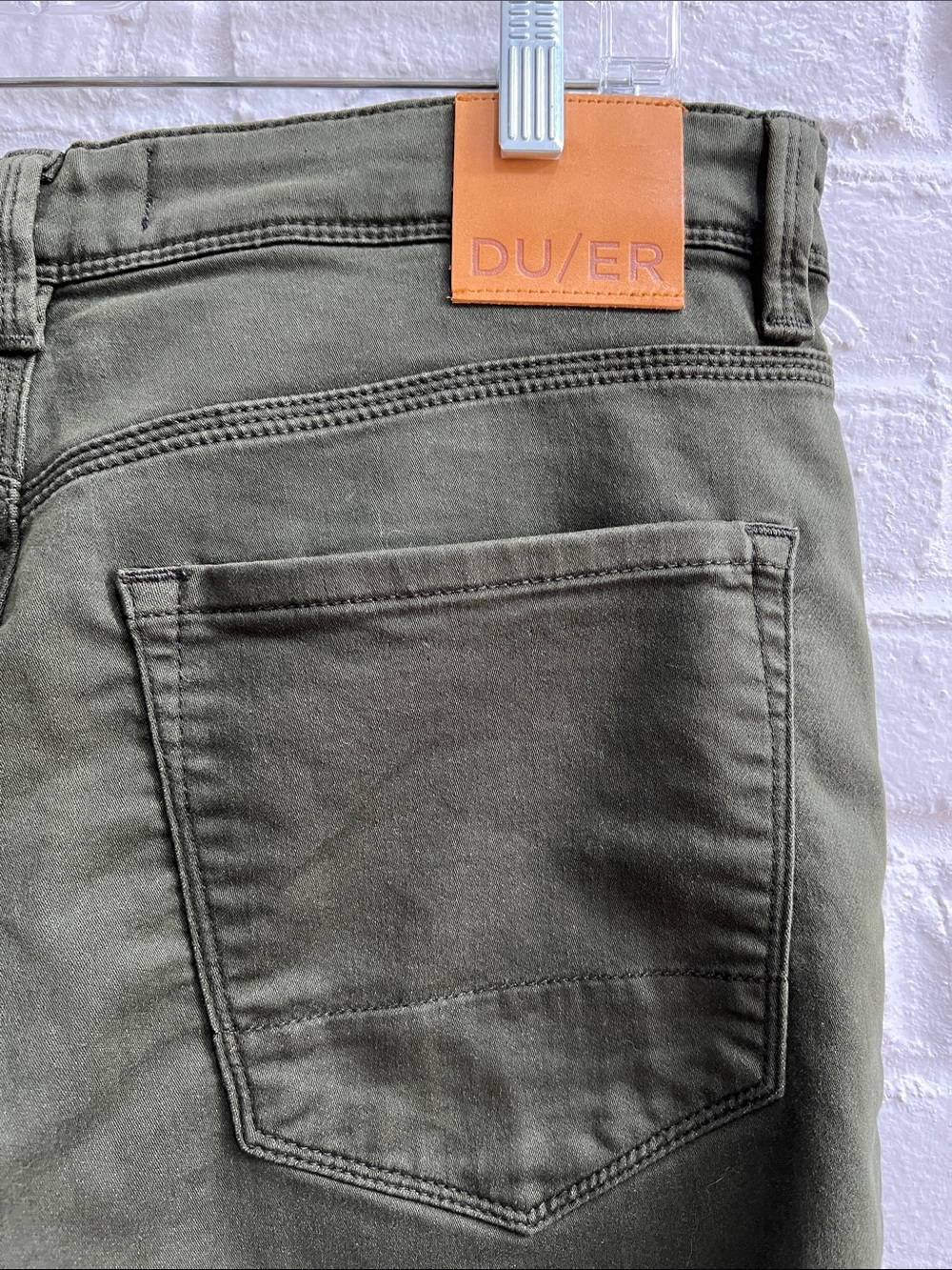 DU/ER Men Olive Green Seriously Technical Fabric NO SWEAT PANT Relaxed 33 x30 - Picture 9 of 16